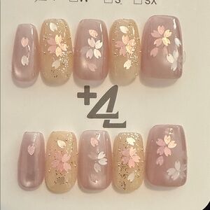 Floral handmade press on Nail Art Set - Pink and Gold